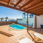 Villa Tías Villa