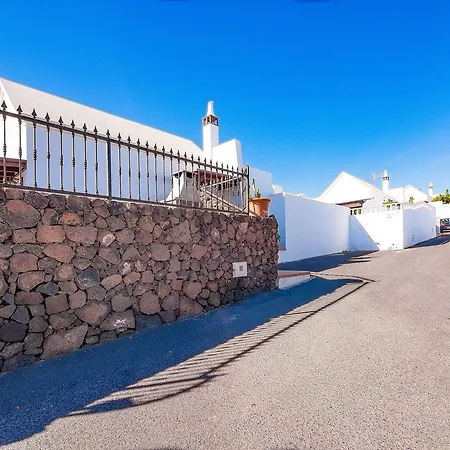 Villa Tías Tías