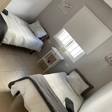 Villa Tias וילה *