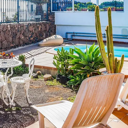 וילה Villa Tias Tías