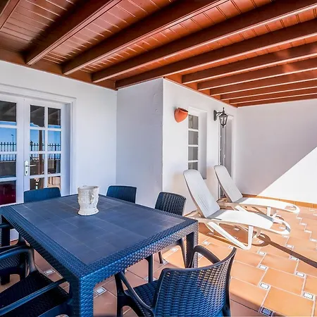 וילה Villa Tias Tías