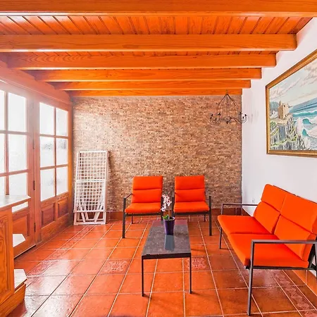 Villa Tias וילה *